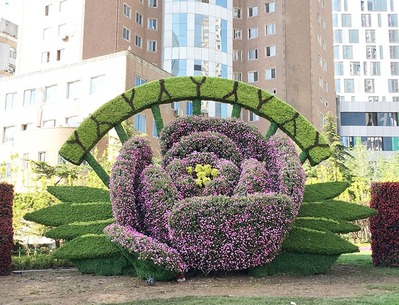 大型花開(kāi)富貴仿真綠雕造型